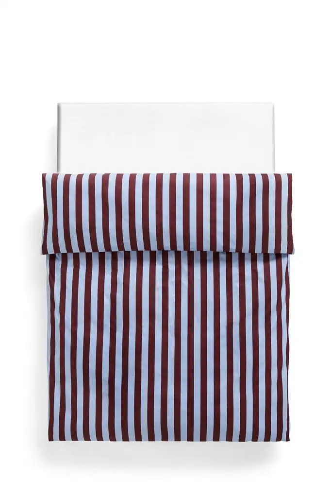 HAY Sommer-Bettbezug 200 x 220 cm – Bordeaux und Himmelblau