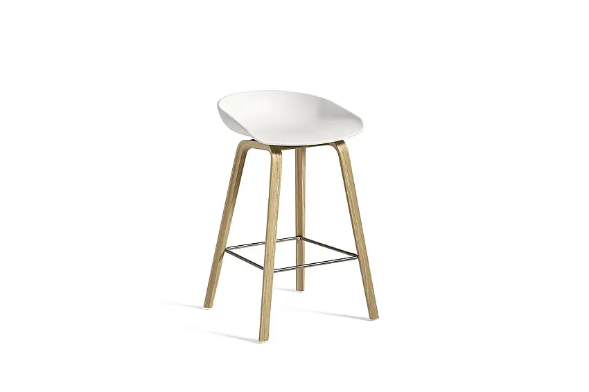 HAY AAS 32 Eco Barhocker High SH: 65 cm – Fußstütze aus lackiertem Eichenfurnier/Weiß/Edelstahl