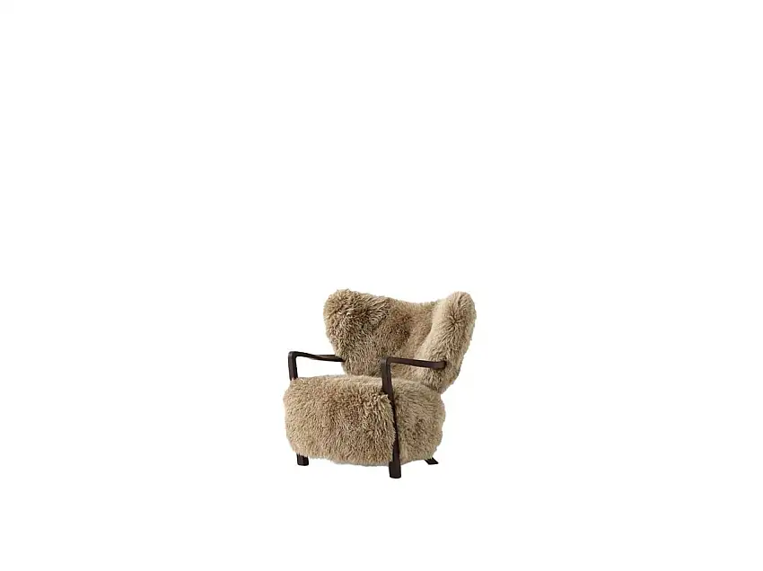 &Tradition Wulff ATD2 Lounge Chair SH: 41 cm – Walnuss / Schaffell Honig
