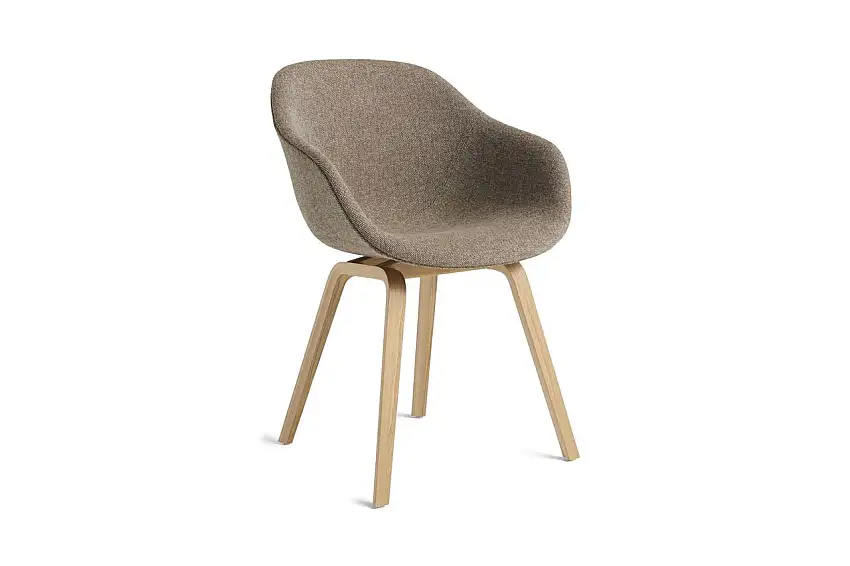 HAY AAC 223 About A Chair H: 82 cm – Lackiertes Eichenfurnier/Hallingdal 270