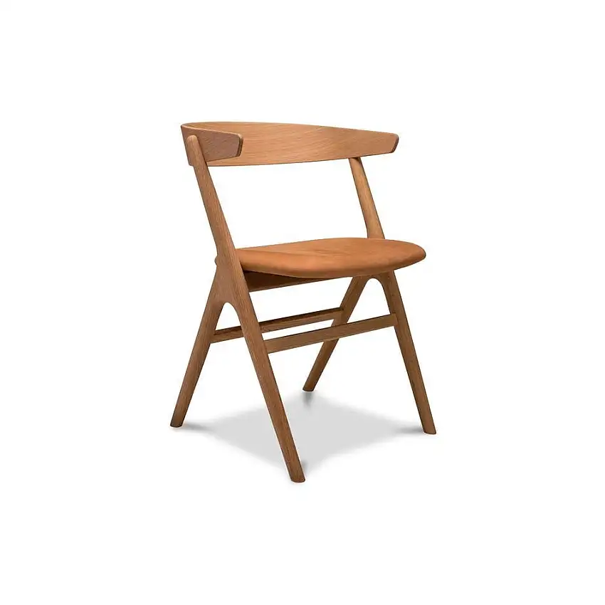 Sibast Furniture No 9 Esszimmerstuhl SH: 45 – Geölte Eiche/Anilinleder Seide Cognac 0250 – 250