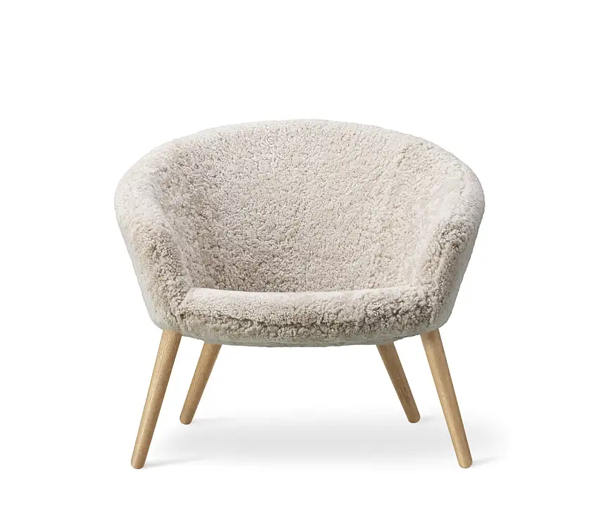 Fredericia - Ditzel Lounge Chair, eiche lackiert / sheepskin moonlight