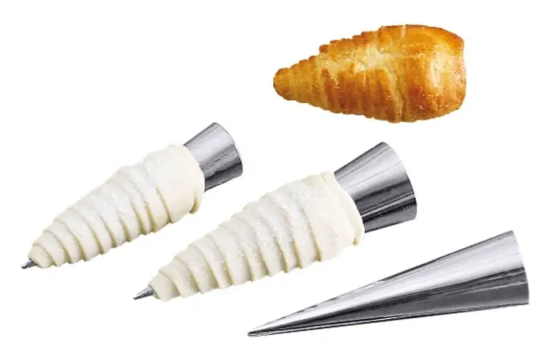 Schillerlockenform, Cornet-Förmchen, EdSt., D: 4 cm, L: 16 cm