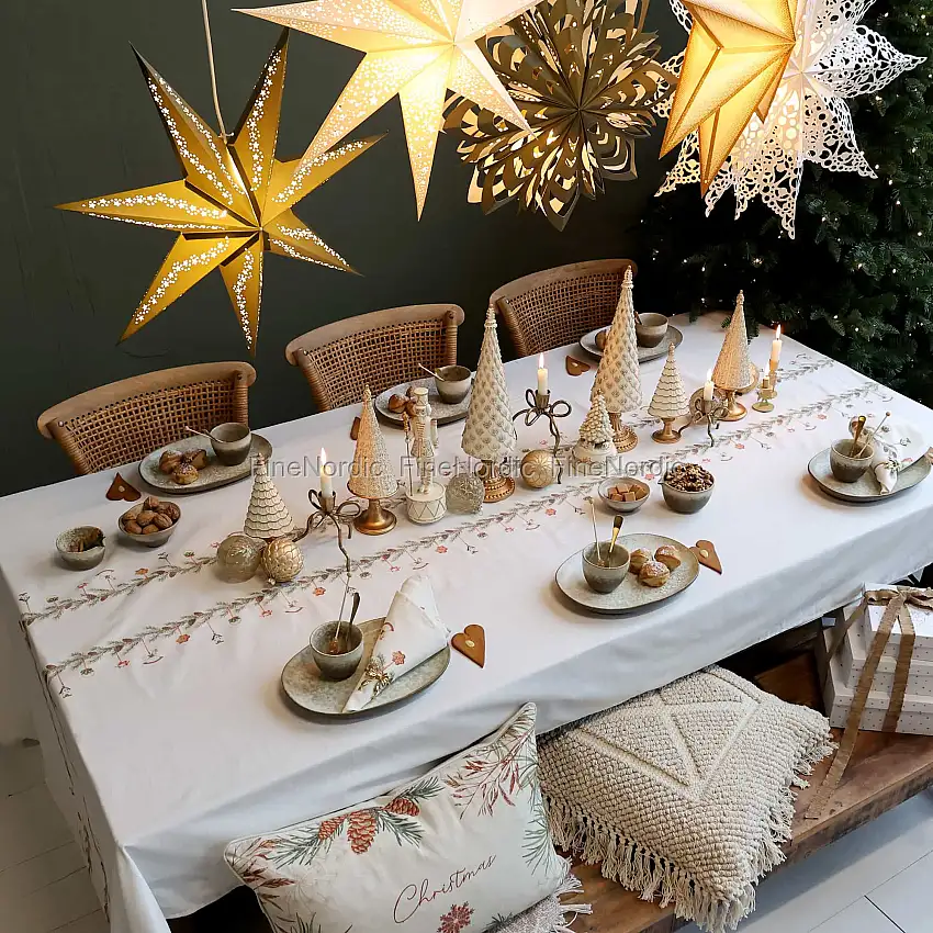 Chic Antique Aix Tischdecke mit Girlanden Creme 140 x 360 cm