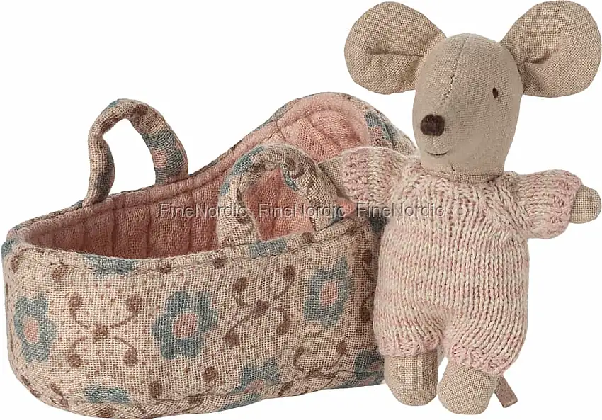 Maileg Baby Maus in Tragetasche - Rosa