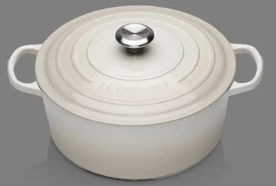 LE CREUSET Signature Bräter 24 cm rund Meringue, Emaille hell